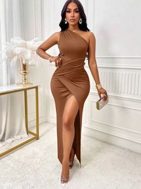 Elegant One-Shoulder Brown Evening Dress with High Slit
